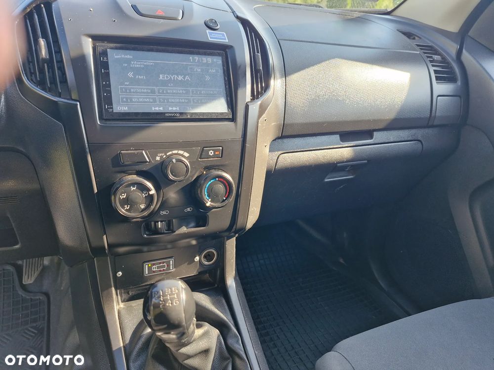 Isuzu D-Max - 19