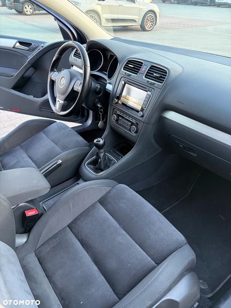 Volkswagen Golf 2.0 TDI Highline - 13