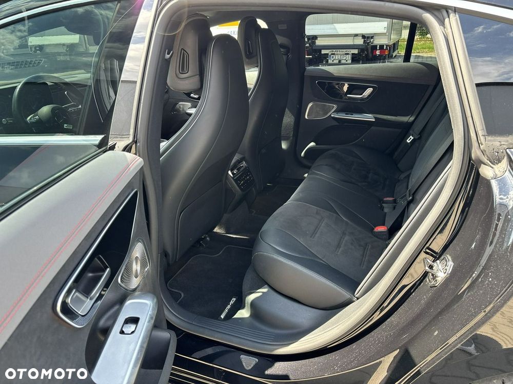 Mercedes-Benz EQE 500 4Matic AMG Line - 12