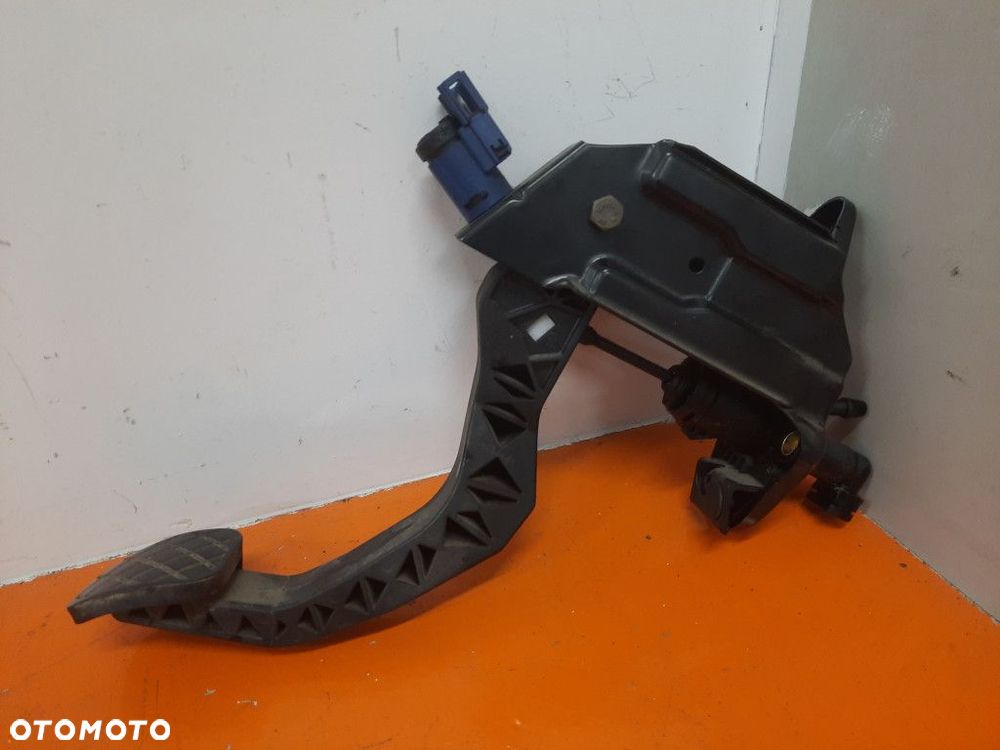 VOLKSWAGEN POLO 4 IV 05-09 PEDAŁ SPRZĘGŁA WYSPRZĘGLIK 6Q1721059T - 2