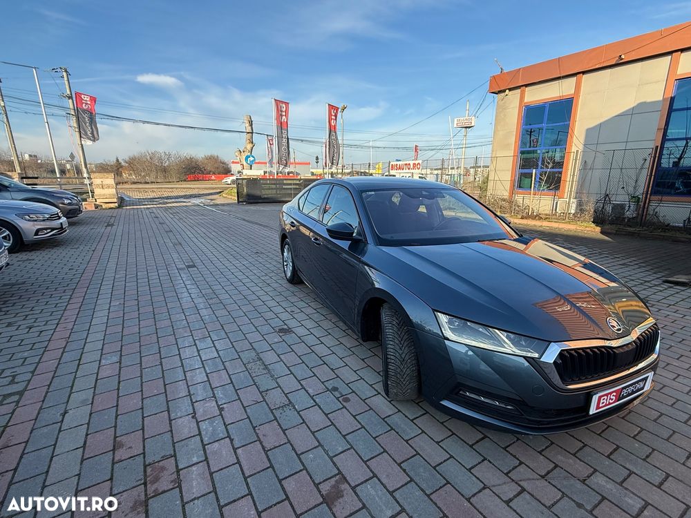 Skoda Octavia 2.0 TDI DSG Ambition - 3
