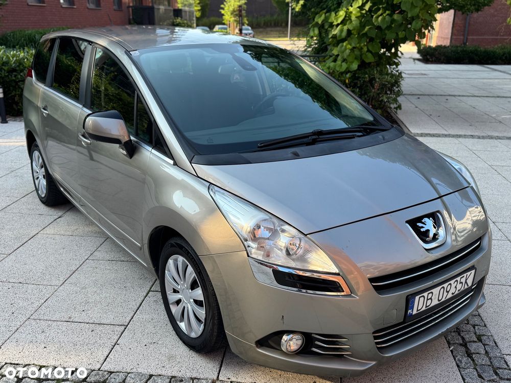 Peugeot 5008 - 3