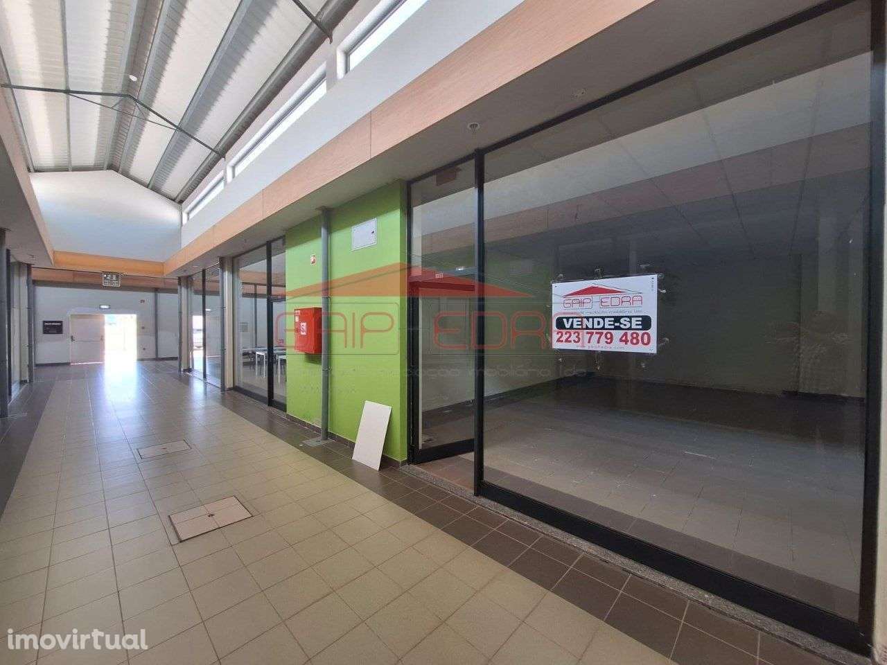 Loja 90 m2 centro comercial grossista Albergaria a Velha - Grande imagem: 5/12