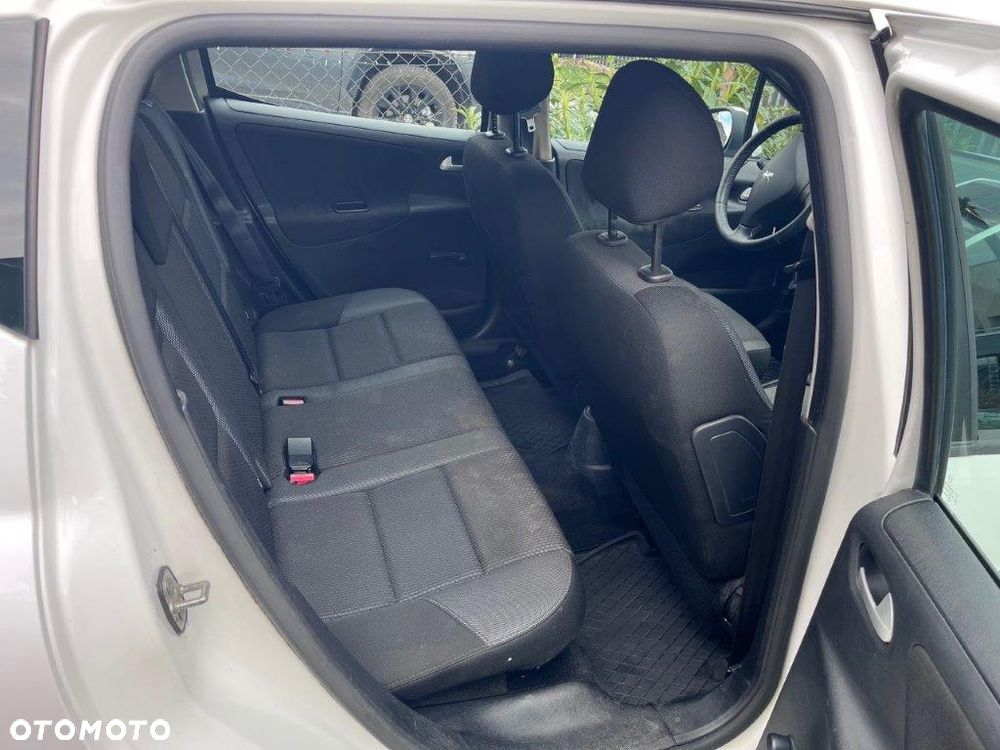 Peugeot 207 1.6 HDi Trendy Euro5 - 9