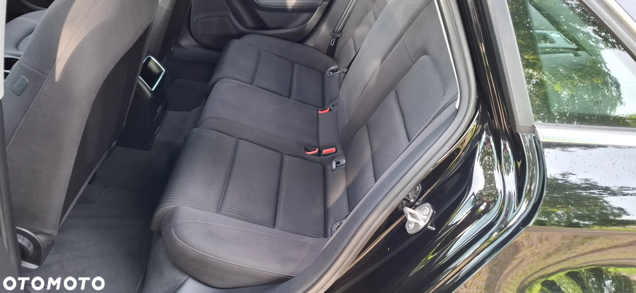 Audi A4 Avant 2.0 TDI DPF clean diesel Attraction - 14