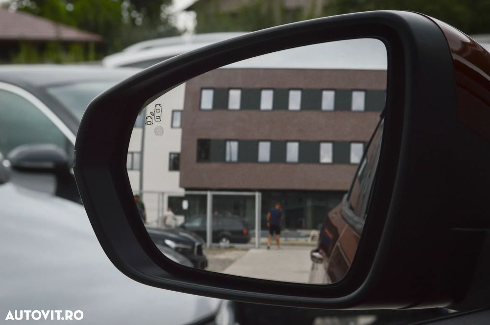 Peugeot 3008 1.5 BlueHDI 130 S&S EAT8 Allure - 22