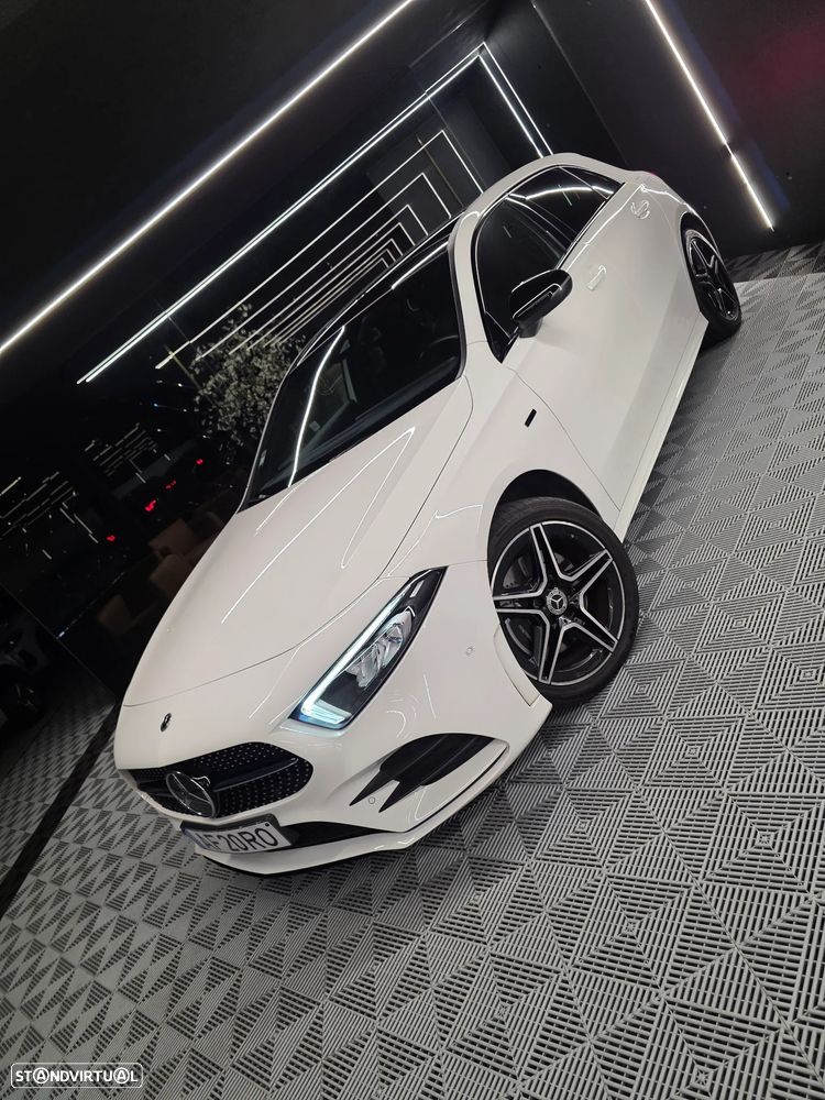 Mercedes-Benz A 250 e AMG Line - 8