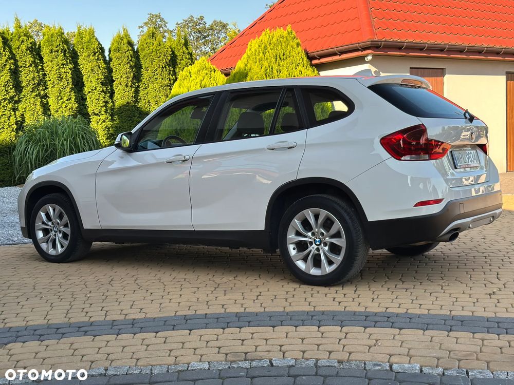 BMW X1 sDrive18i xLine - 9