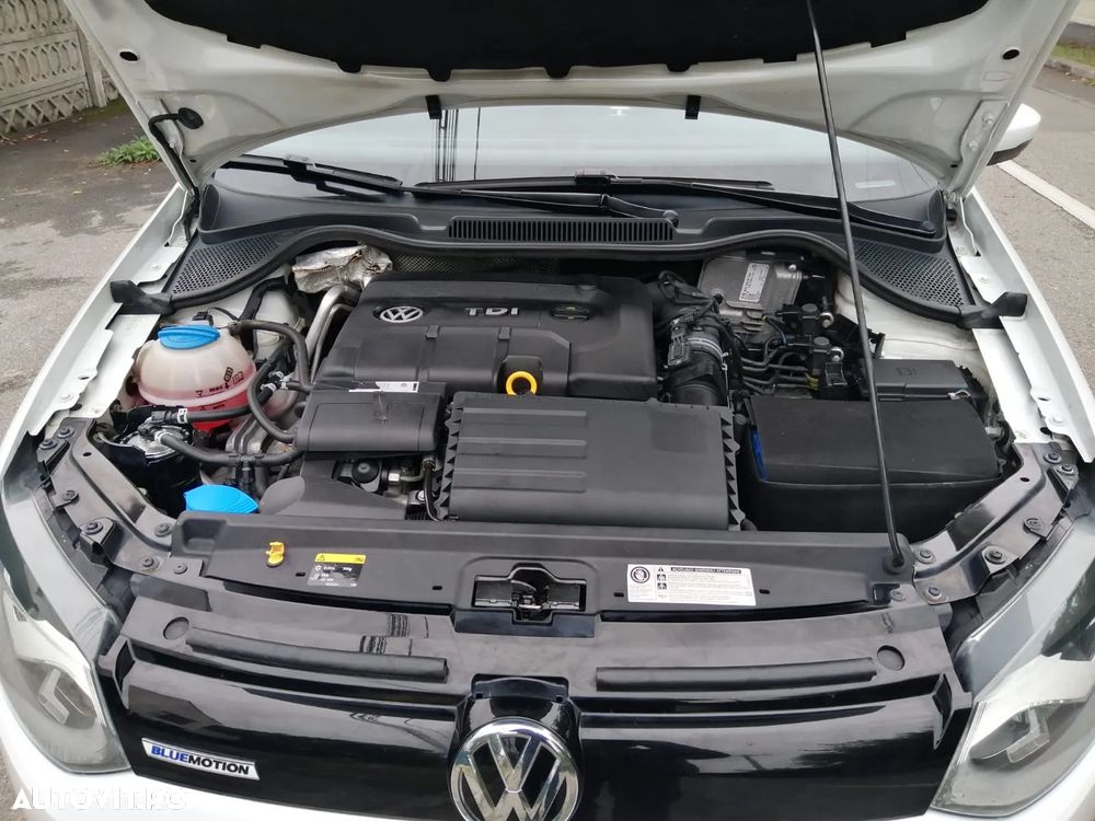 Volkswagen Polo - 12