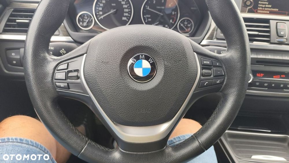 BMW Seria 3 320d Luxury Line - 17