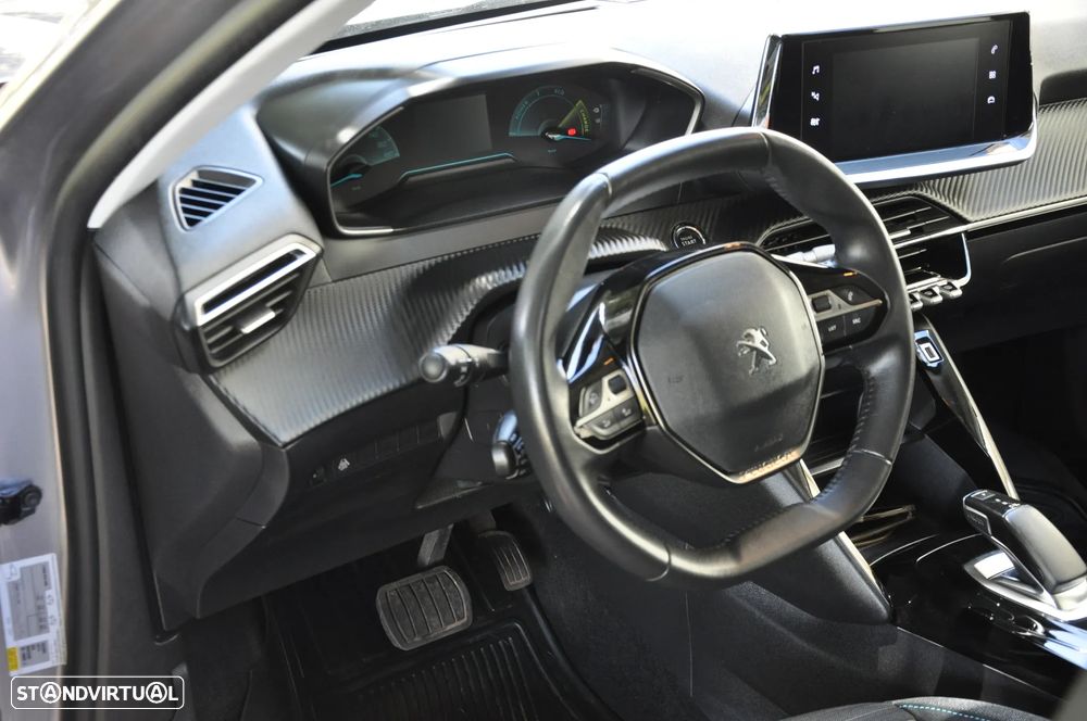 Peugeot e-2008 Style - 36