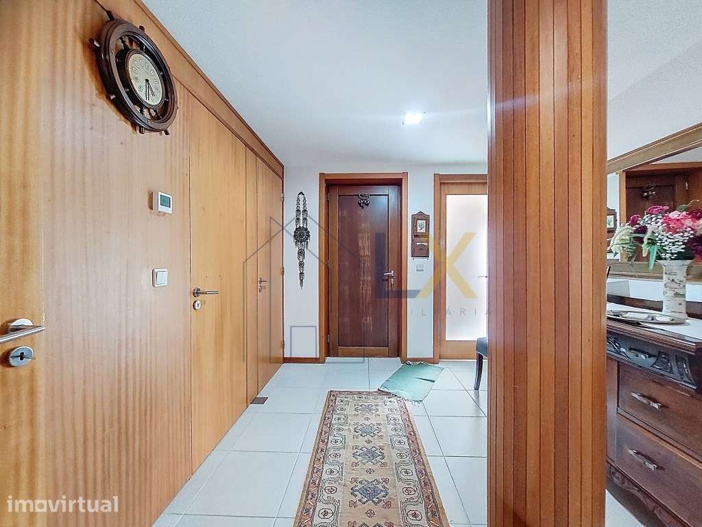 Moradia T4+1 com vista Mar e Ria - Grande imagem: 3/35