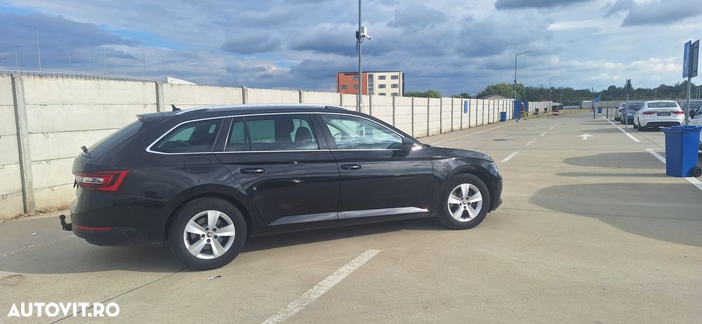 Skoda Superb 2.0 TDI DSG Style - 15