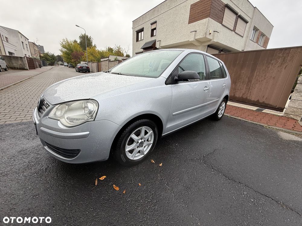 Volkswagen Polo 1.4 16V Trendline - 15