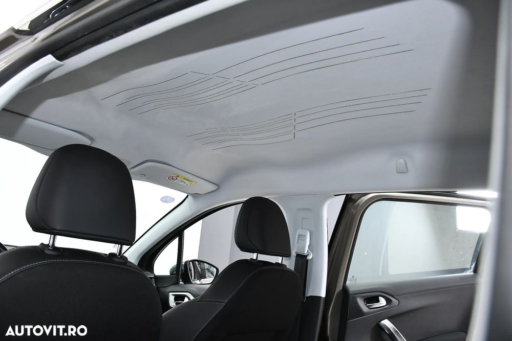Peugeot 2008 PureTech 82 ETG5 STOP&START Allure - 15