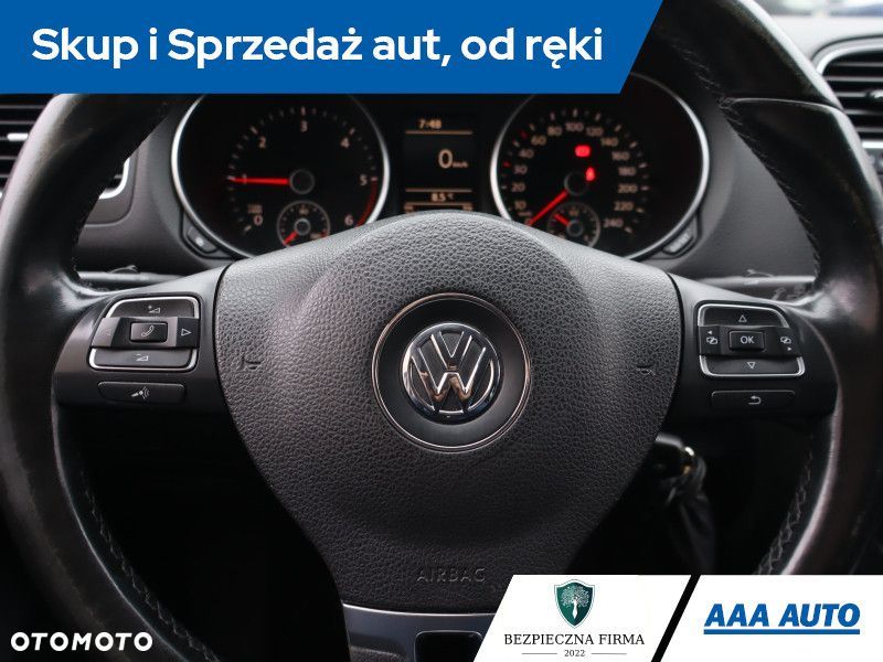 Volkswagen Golf - 14