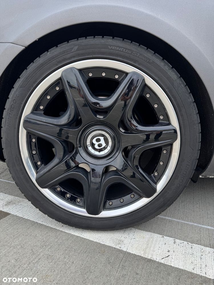 Bentley Continental GT - 22