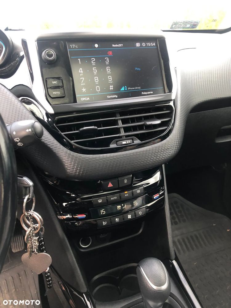 Peugeot 2008 - 6