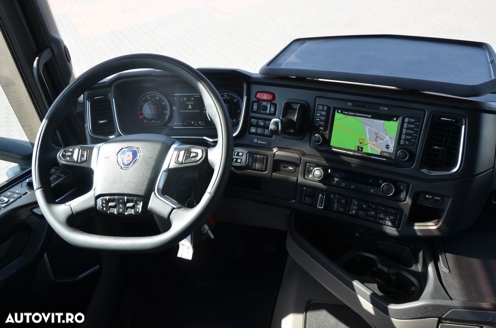 Scania R 450 / KLIMA P. / ACC / NAVI / FULL LED / SKÓRA / WAGA / DE 0067 - 27