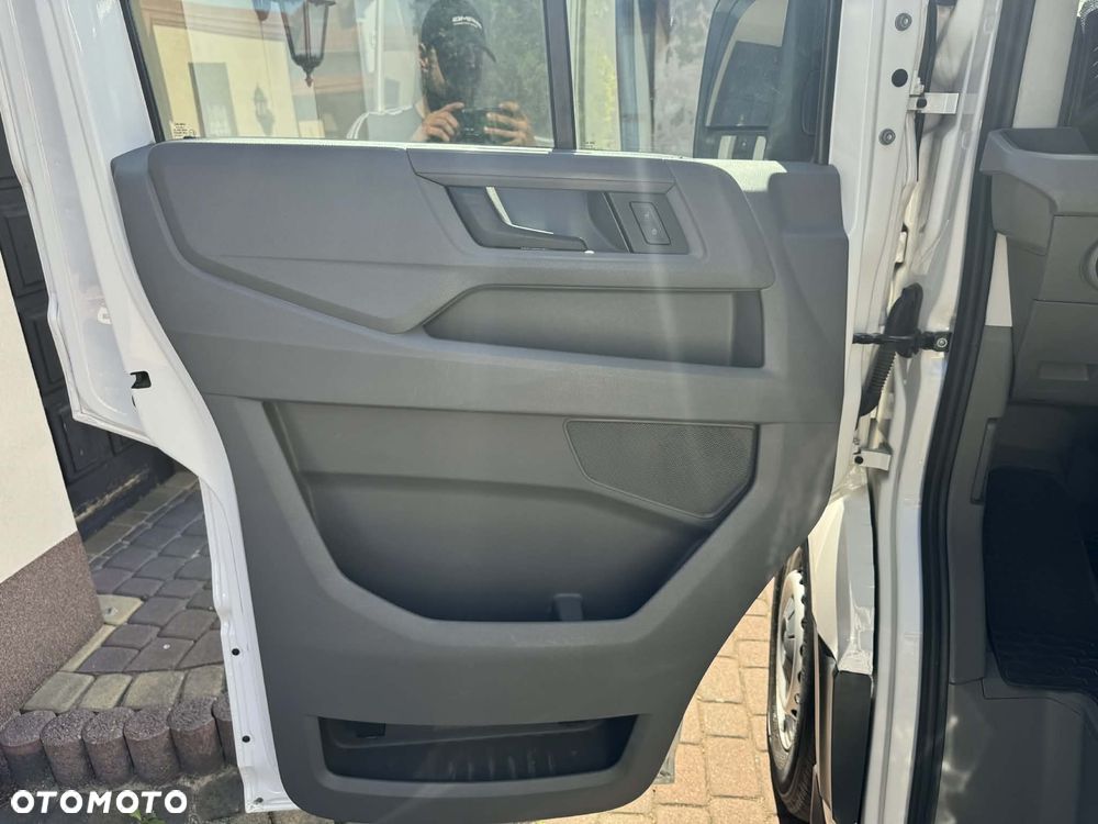 Volkswagen Crafter - 19