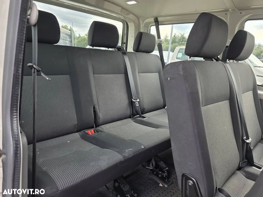 Volkswagen Transporter - 13