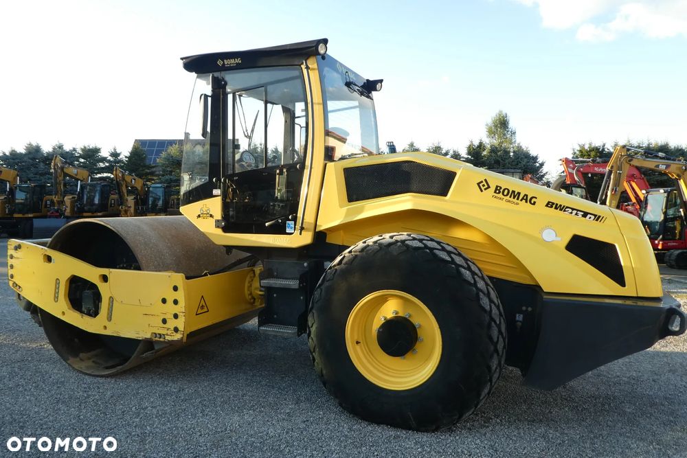 Bomag BW 213 D-5  SPROWADZONY