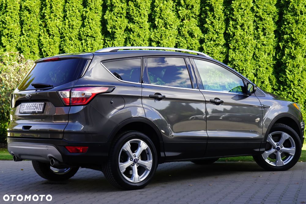 Ford Kuga 2.0 TDCi 4x4 Titanium - 3