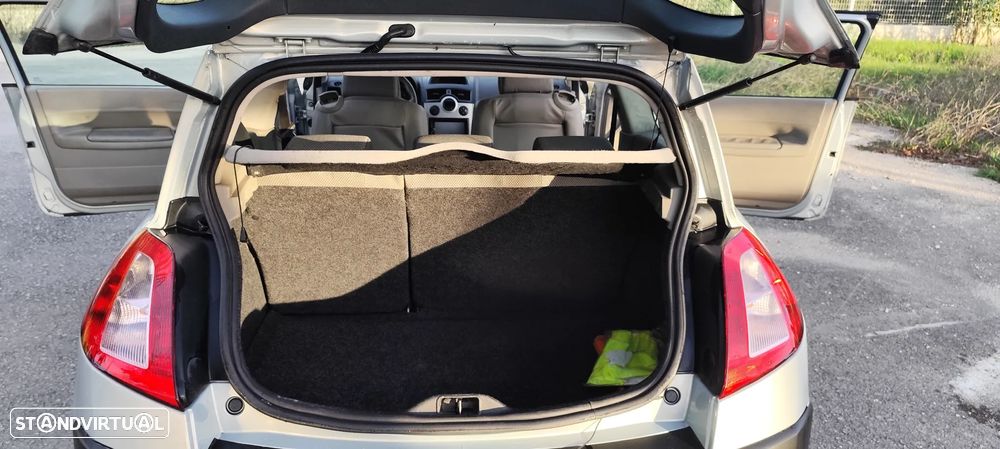 Renault Mégane 1.4 Confort Dynamique - 11