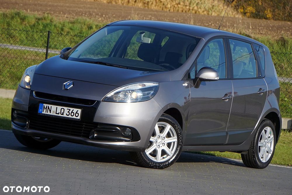 Renault Scenic 1.6 16V 110 TomTom Edition - 2