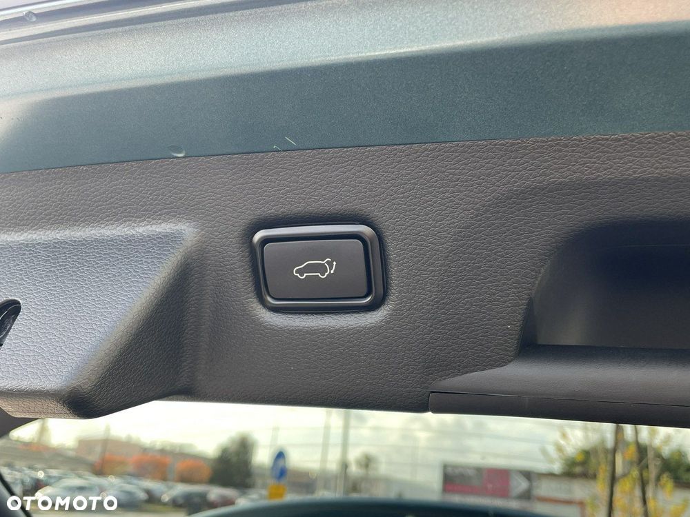 Kia XCeed 1.5 T-GDI Business Line DCT - 14