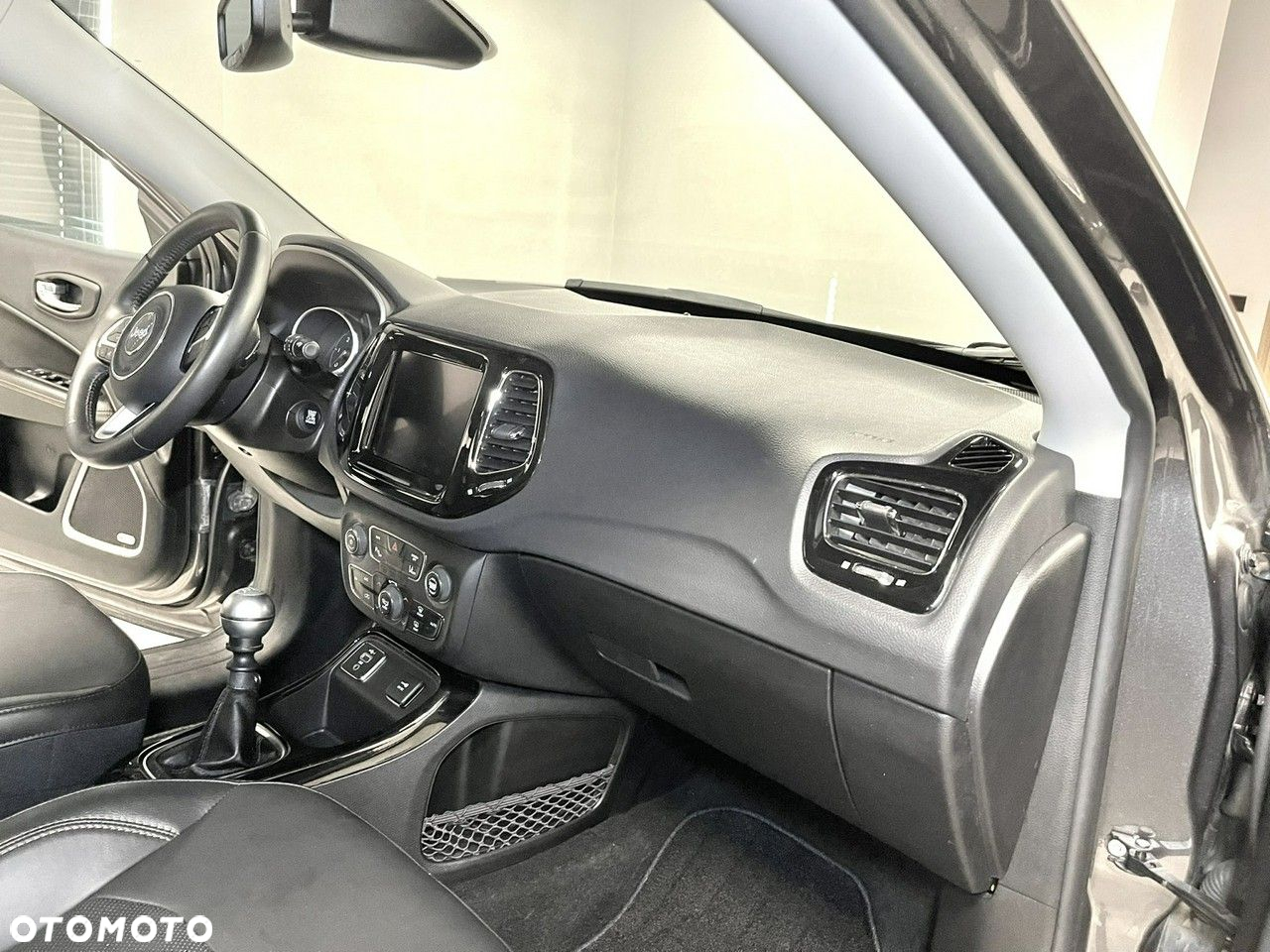 Jeep Compass 1.6 MJD Limited FWD S&S - 30