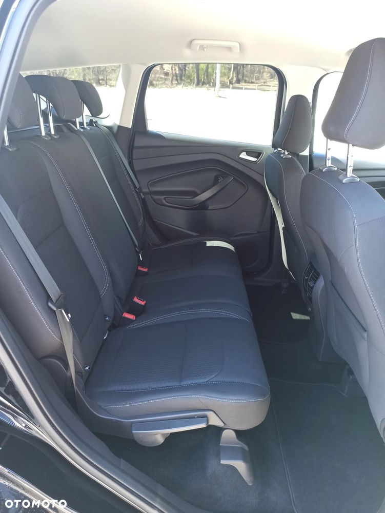 Ford Kuga - 20