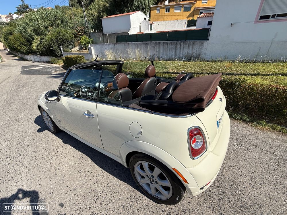 MINI Cabrio Cooper D Highgate - 10