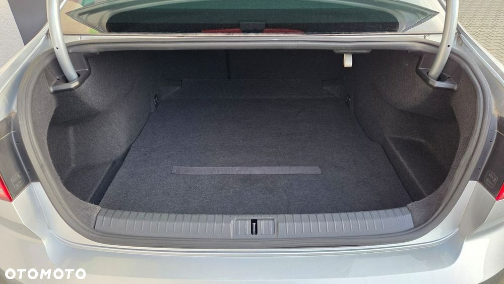 Volkswagen Passat 2.0 TDI EVO Essence - 23