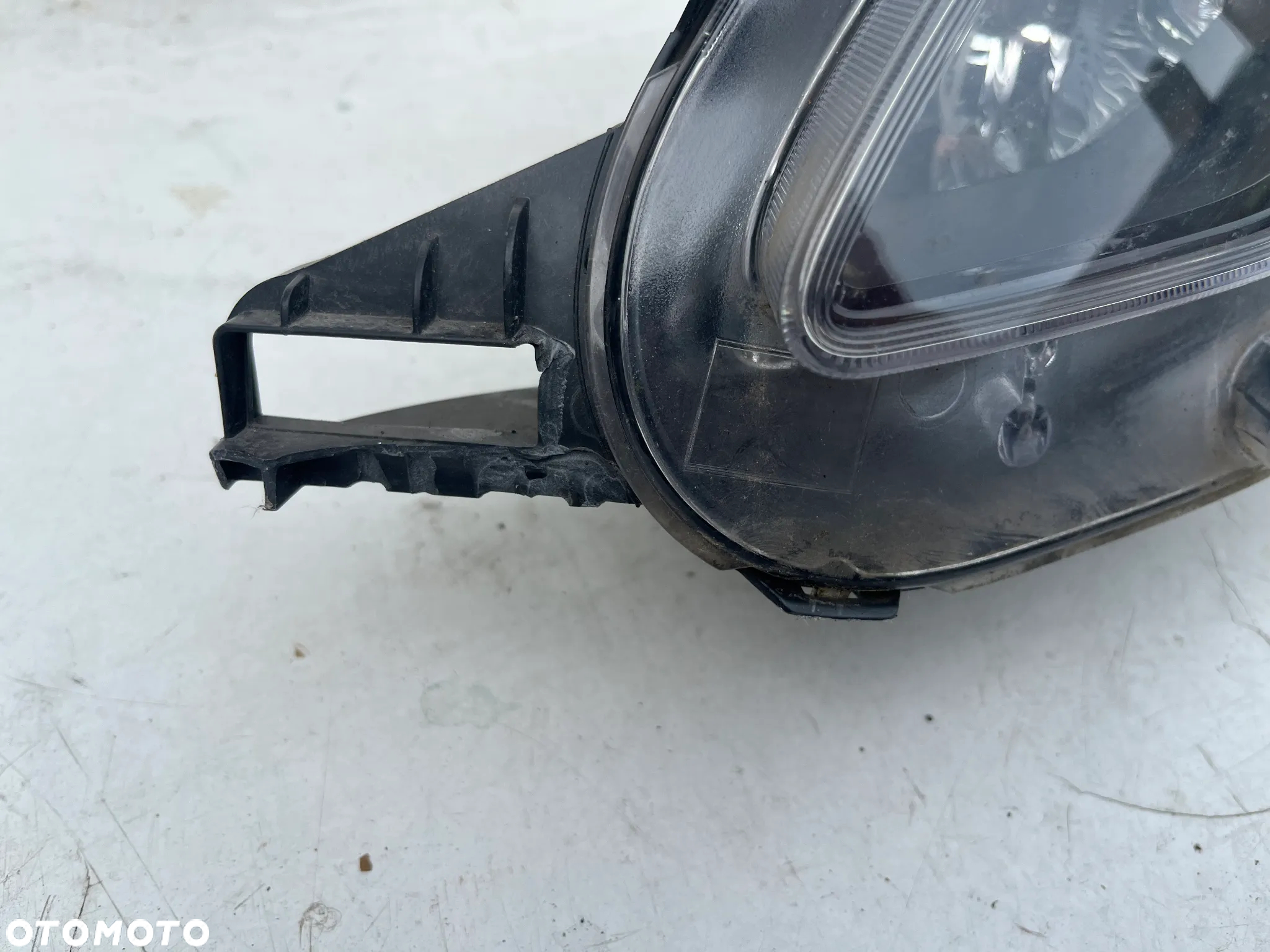 LAMPA PRZÓD PRZEDNIA LEWA PEUGEOT 2008 I LIFT 2015- 9814749080 - 2