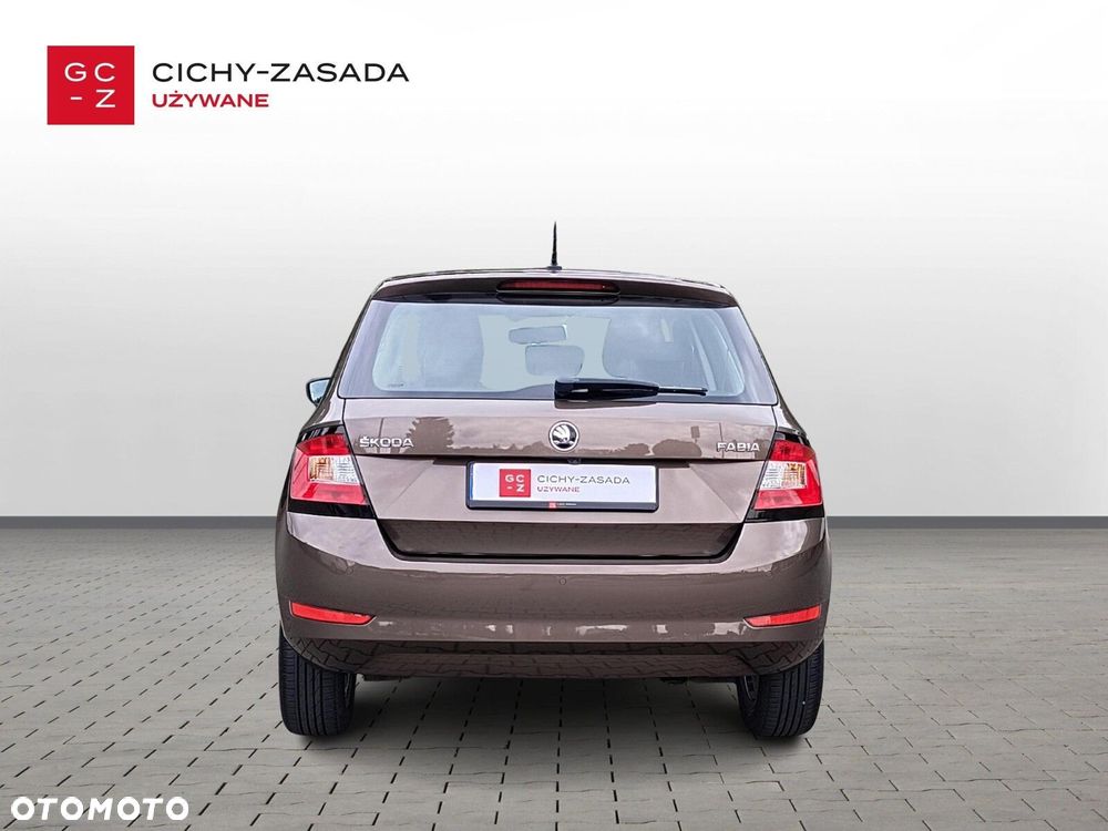 Skoda Fabia 1.0 TSI Ambition - 4