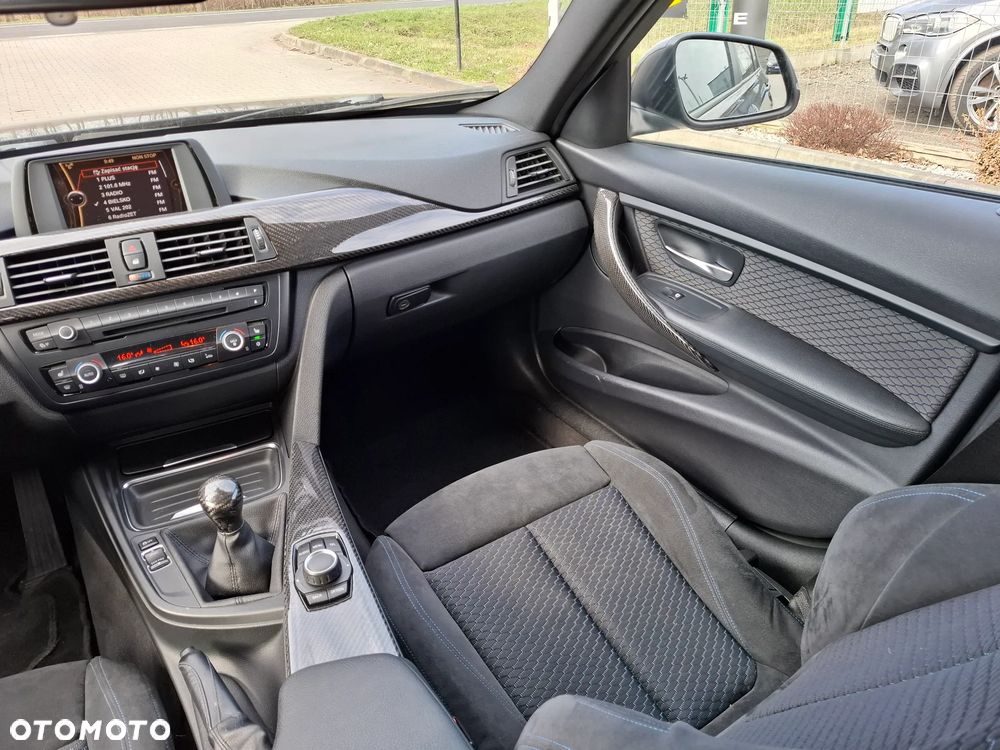 BMW Seria 3 - 16