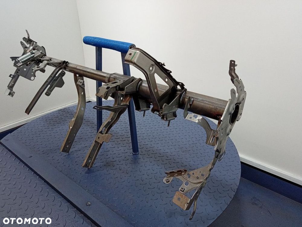 NISSAN QASHQAI II J11 STELAŻ BELKI KONSOLI EU - 5