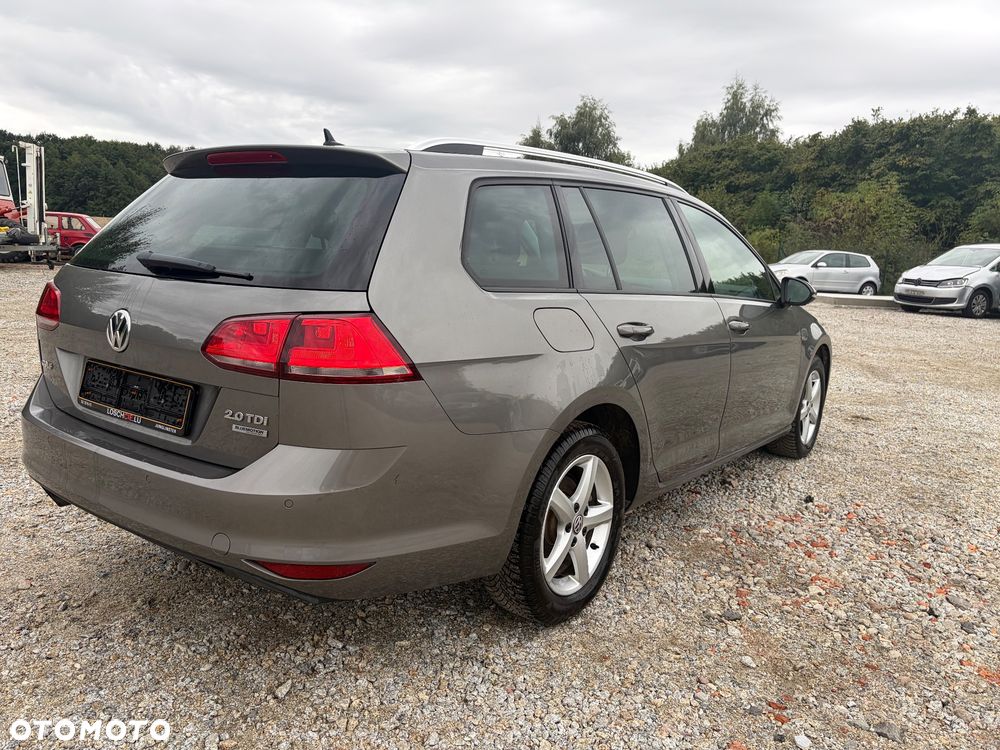 Volkswagen Golf 2.0 TDI 4Motion BlueMotion Technology Edition - 6