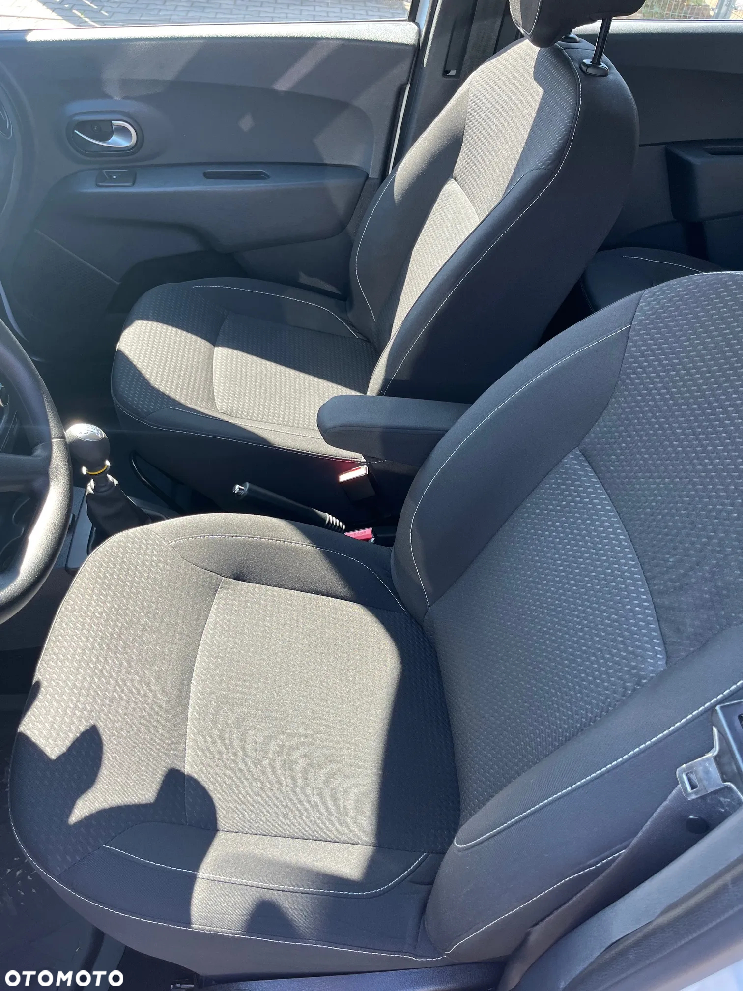 Dacia Lodgy 1.5 Blue dCi Comfort S&S - 12
