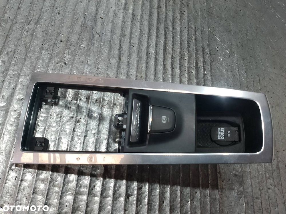 PRZYCISK HAMULCA RĘCZNEGO PORSCHE MACAN 105156672C - 1