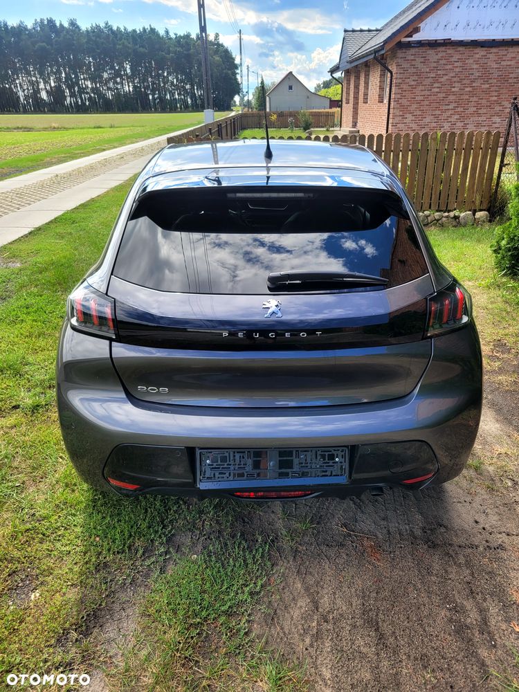 Peugeot 208 - 13