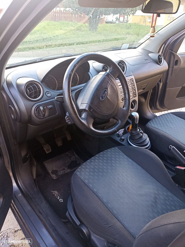 Ford Fiesta 1.25 Connection - 5