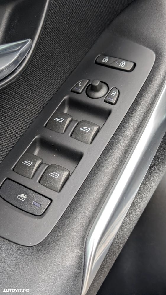 Volvo V40 D2 ECO Kinetic - 14