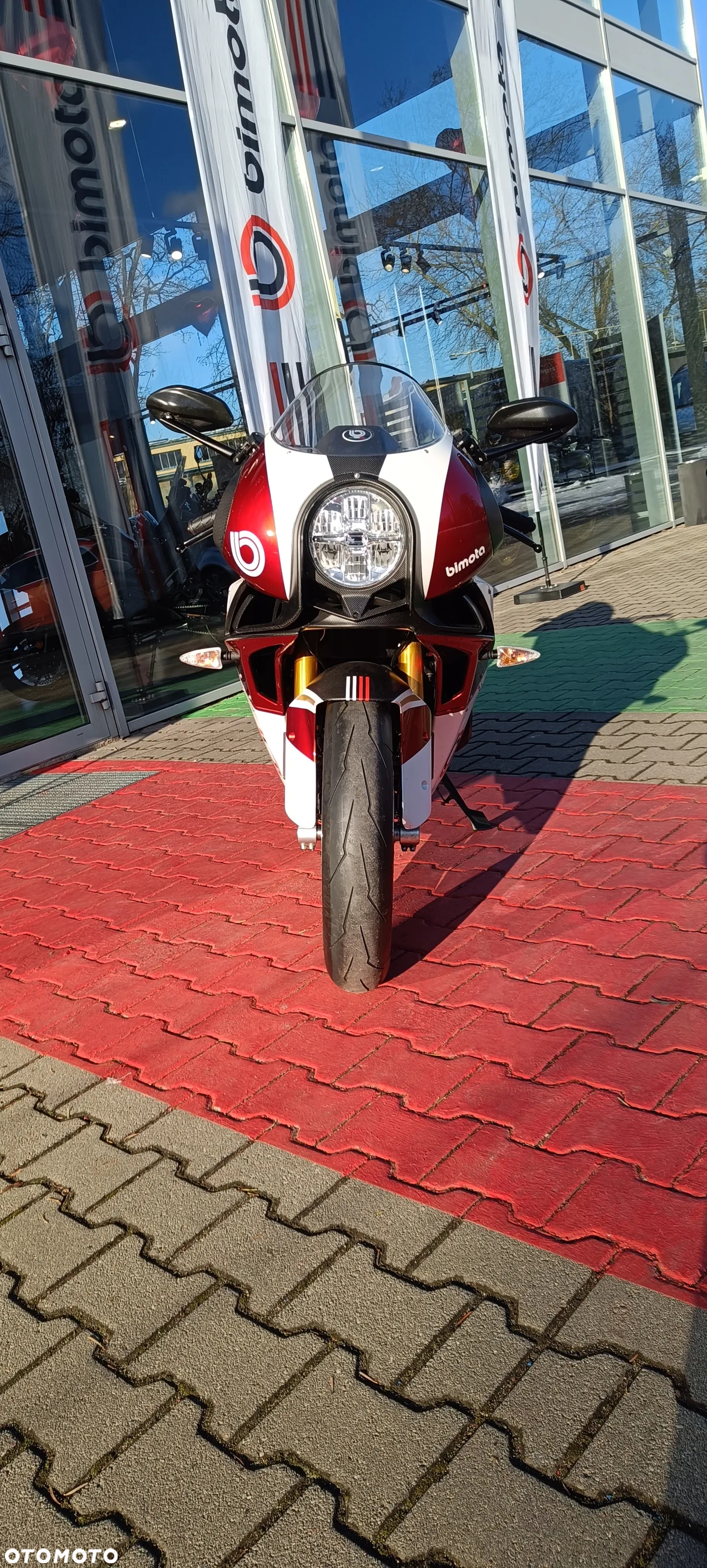 Bimota KB4 - 10