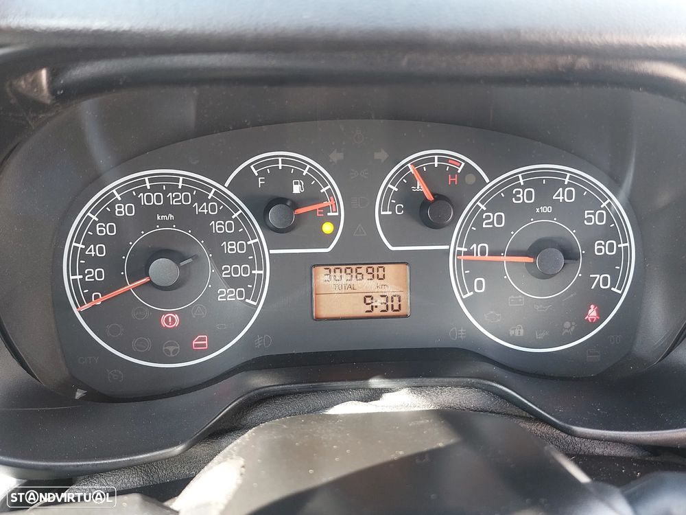 Fiat grande punto 1.3 m.jet 75cv, a.c - 14