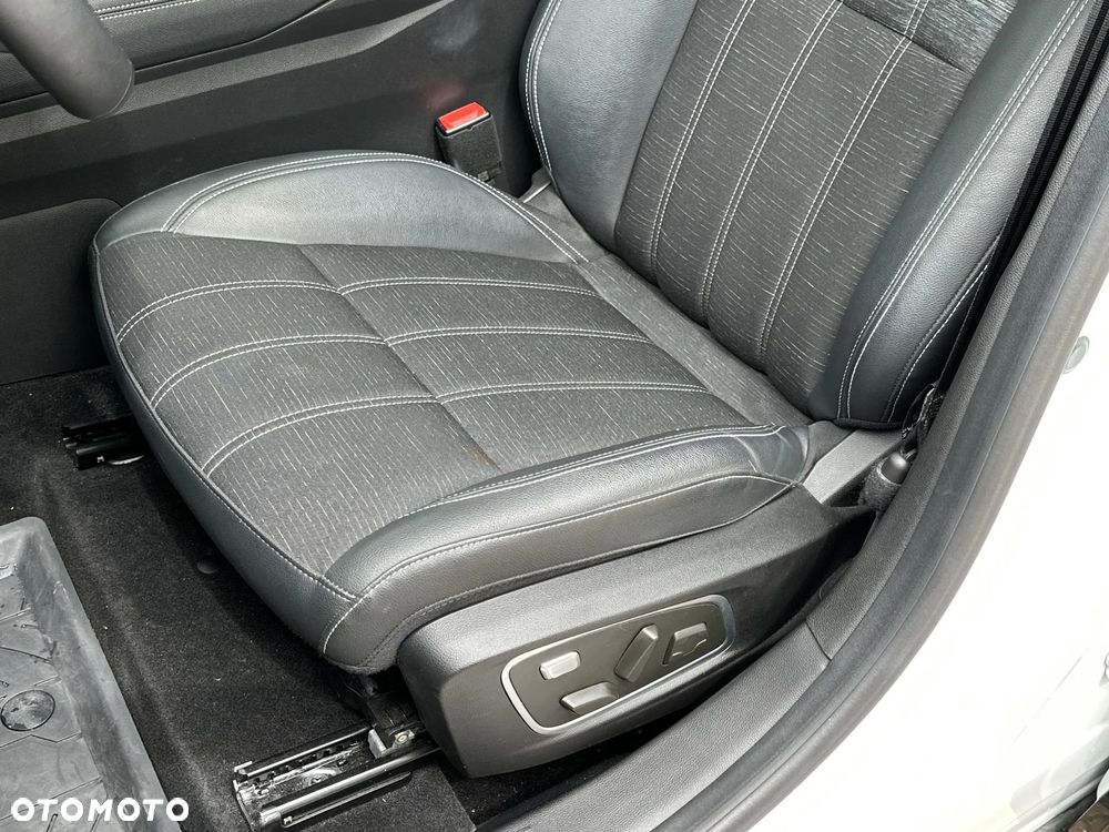 Renault Austral 1.3 TCe mHEV Techno - 12