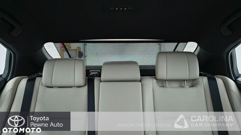Toyota Camry - 9
