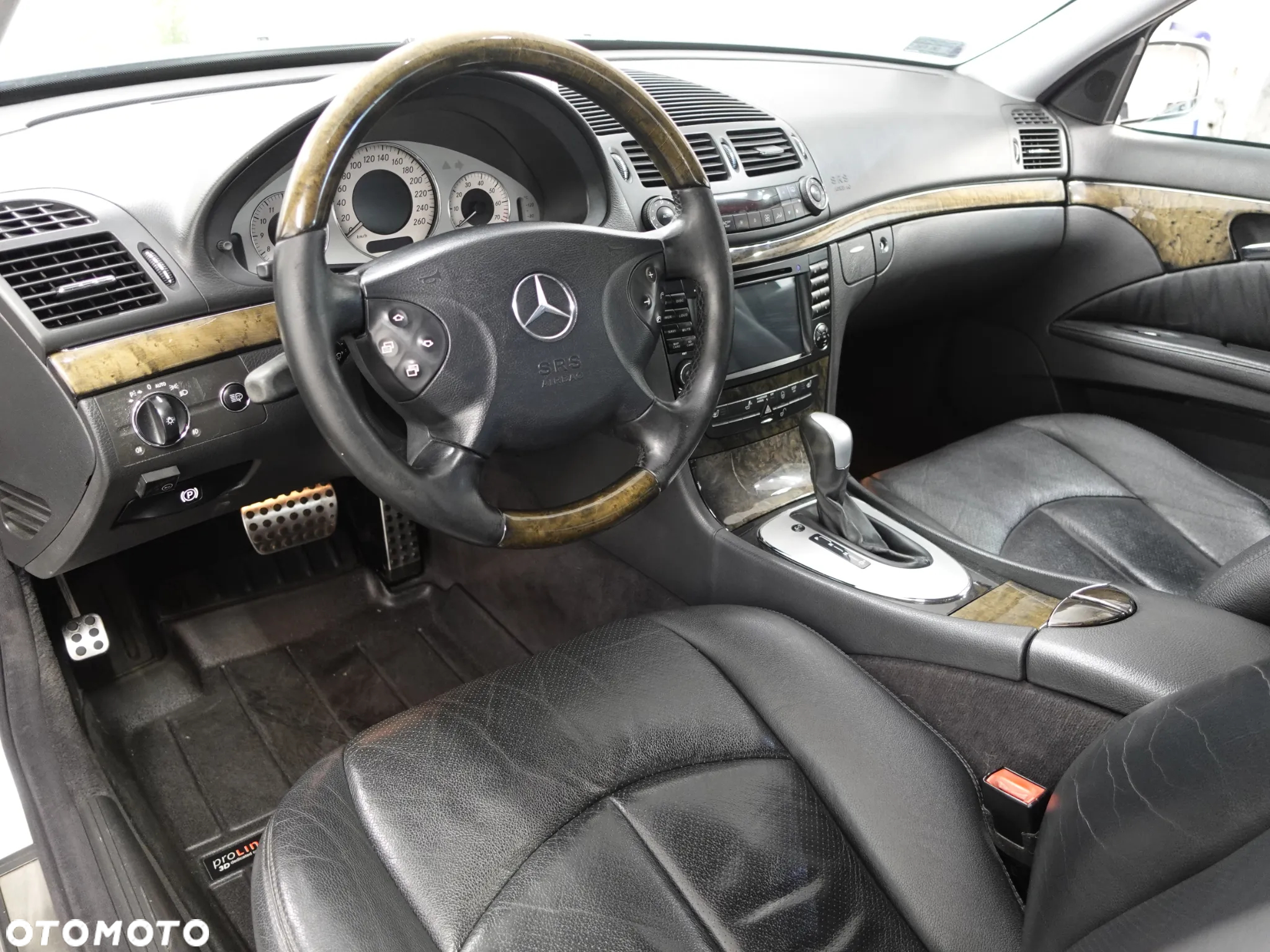 Mercedes-Benz Klasa E 320 Avantgarde - 20