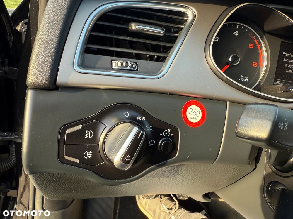 Audi A4 Avant 2.0 TDI DPF Ambition - 22